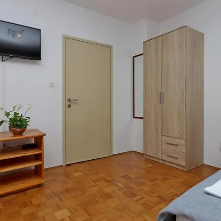 With Parking Space Selce, Crikvenica - 24439 Apartmán Selce