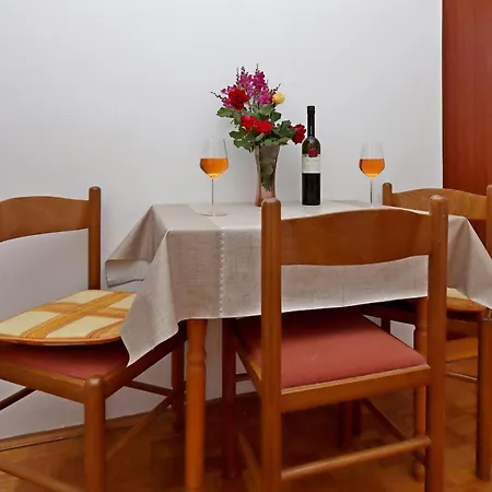 With Parking Space Selce, Crikvenica - 24439 Apartmán *