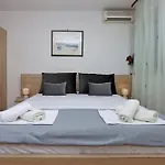 With Parking Space Selce, Crikvenica - 24439 Apartment