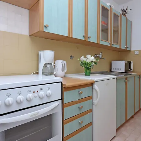 Apartament With Parking Space Selce, Crikvenica - 24439 Selce