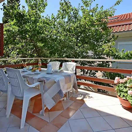 Apartament With Parking Space Selce, Crikvenica - 24439