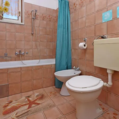 Apartament With Parking Space Selce, Crikvenica - 24439 *